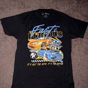 Graphic logo design style T-Shirt